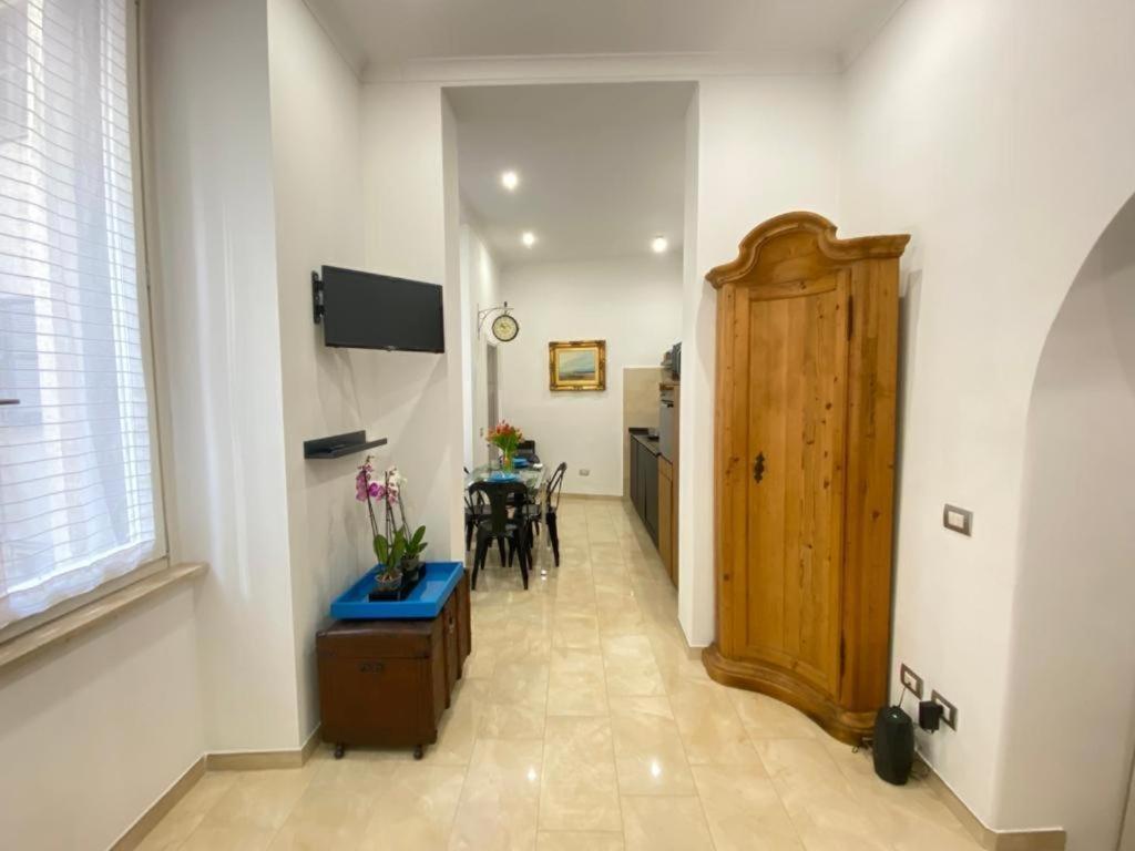 Apartment Stradivari Rom