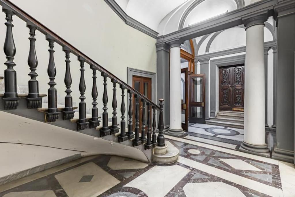 Stradivari Apartment *